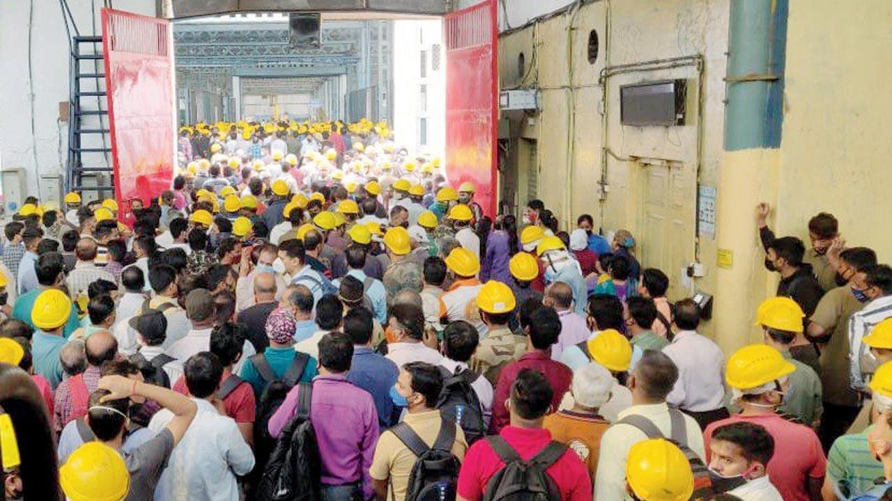 Electrician dies after falling from height in Lower Parel; Western Railway says no lapses