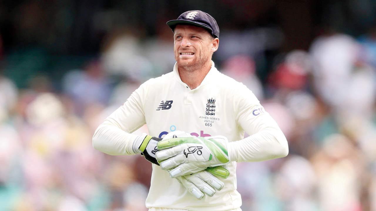 Jos Buttler heads home with broken finger