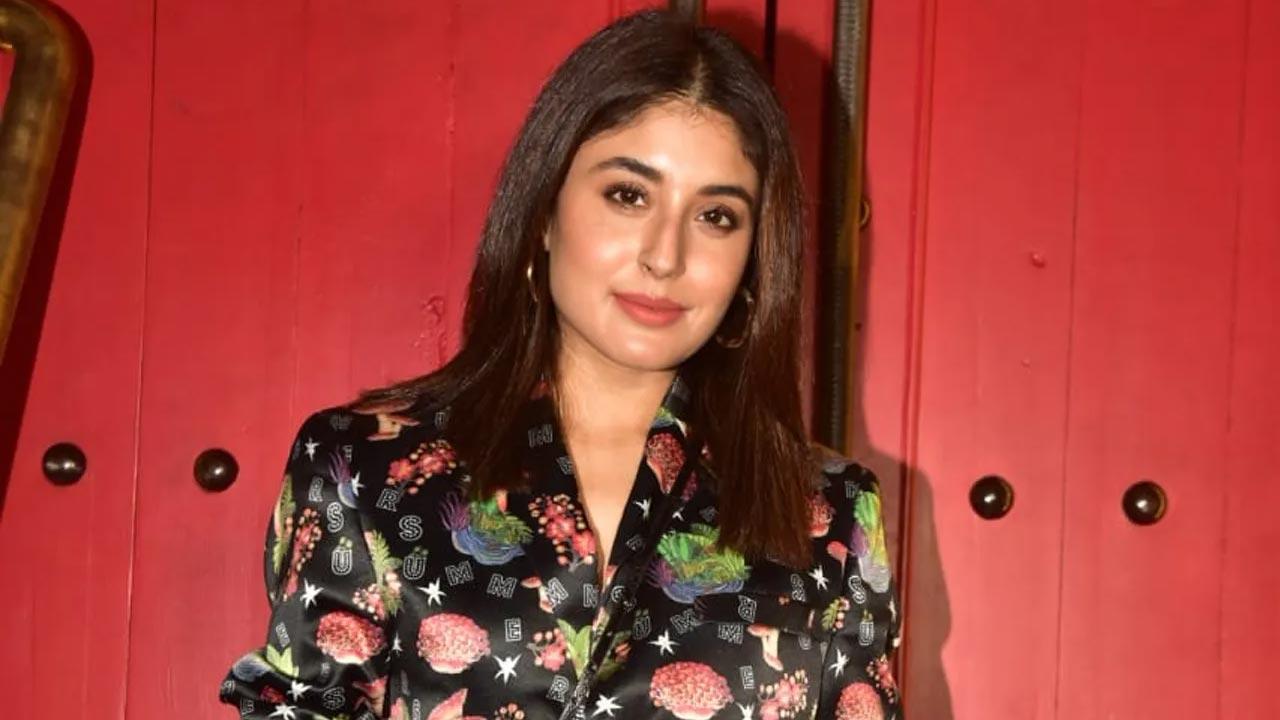 Kritika Kamra opens up about working with Naseeruddin Shah in new web show