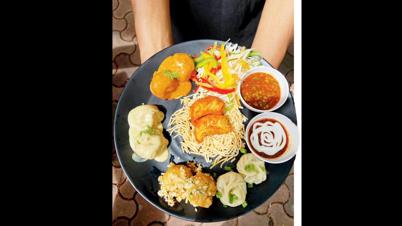 Momo thali by Messy Adda