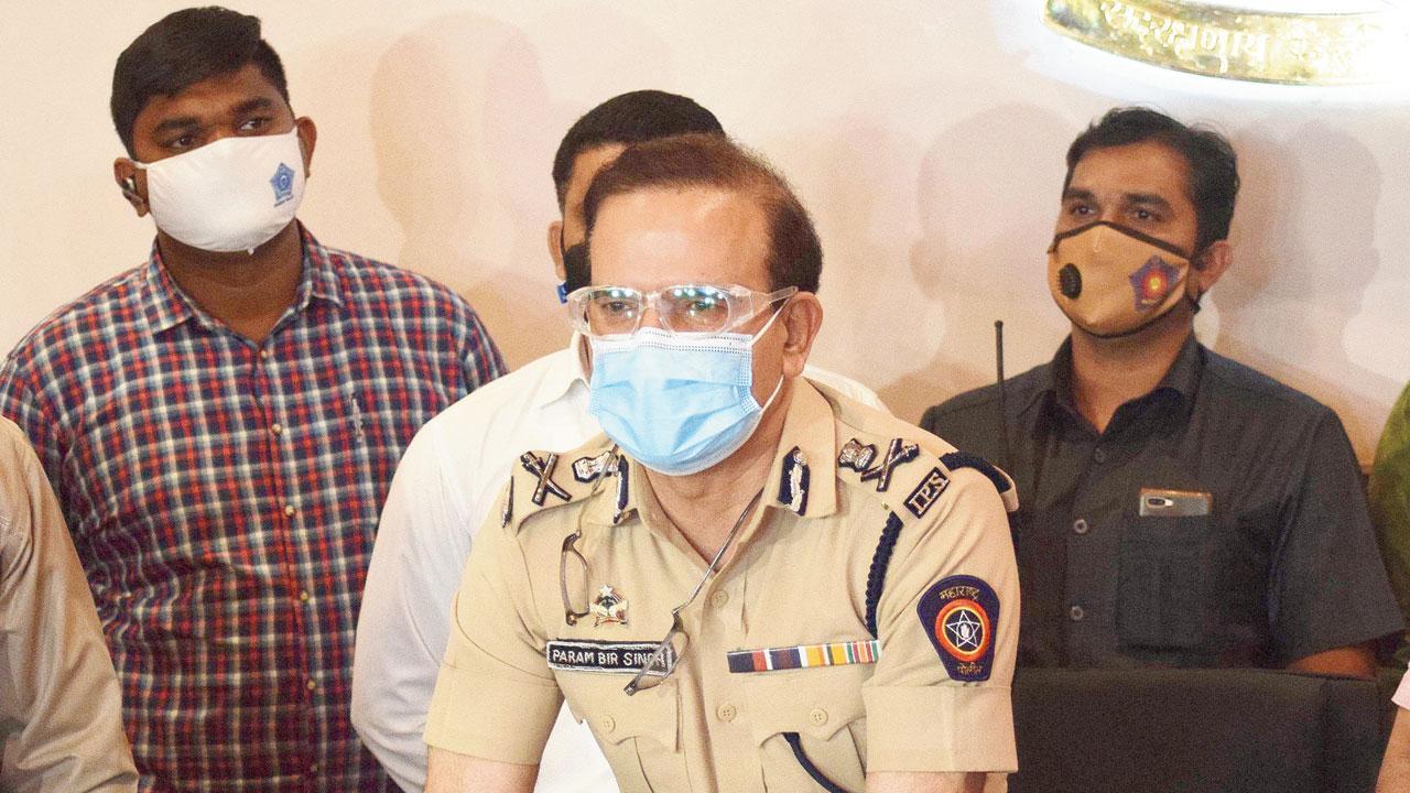 Very disturbing scenario in Maharashtra where ex-police commissioner has no faith in own force: Supreme Court