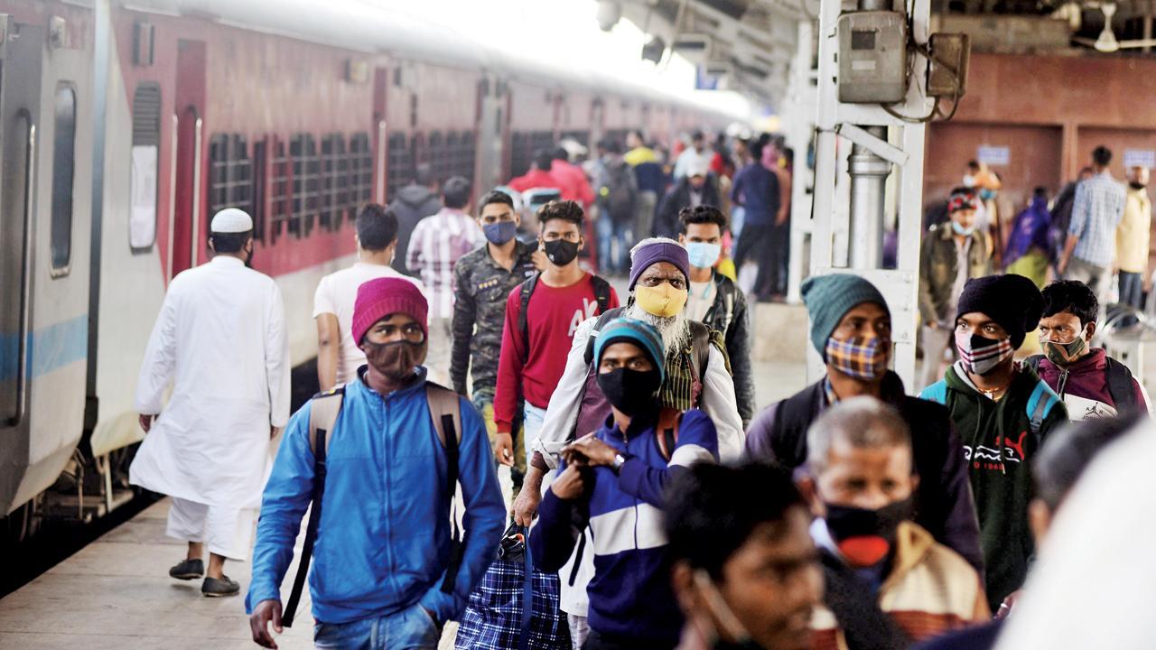 BMC stops testing at railway stations, beaches, markets in Mumbai