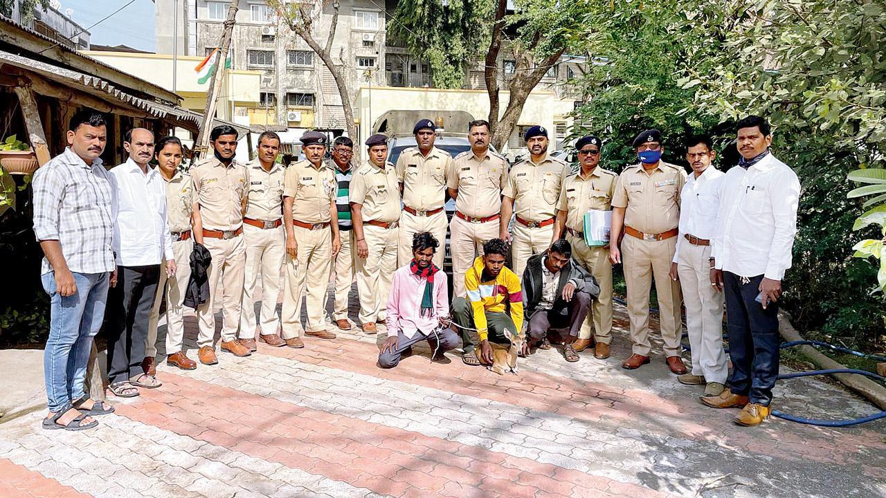Three arrested at Padgha for selling barking deer