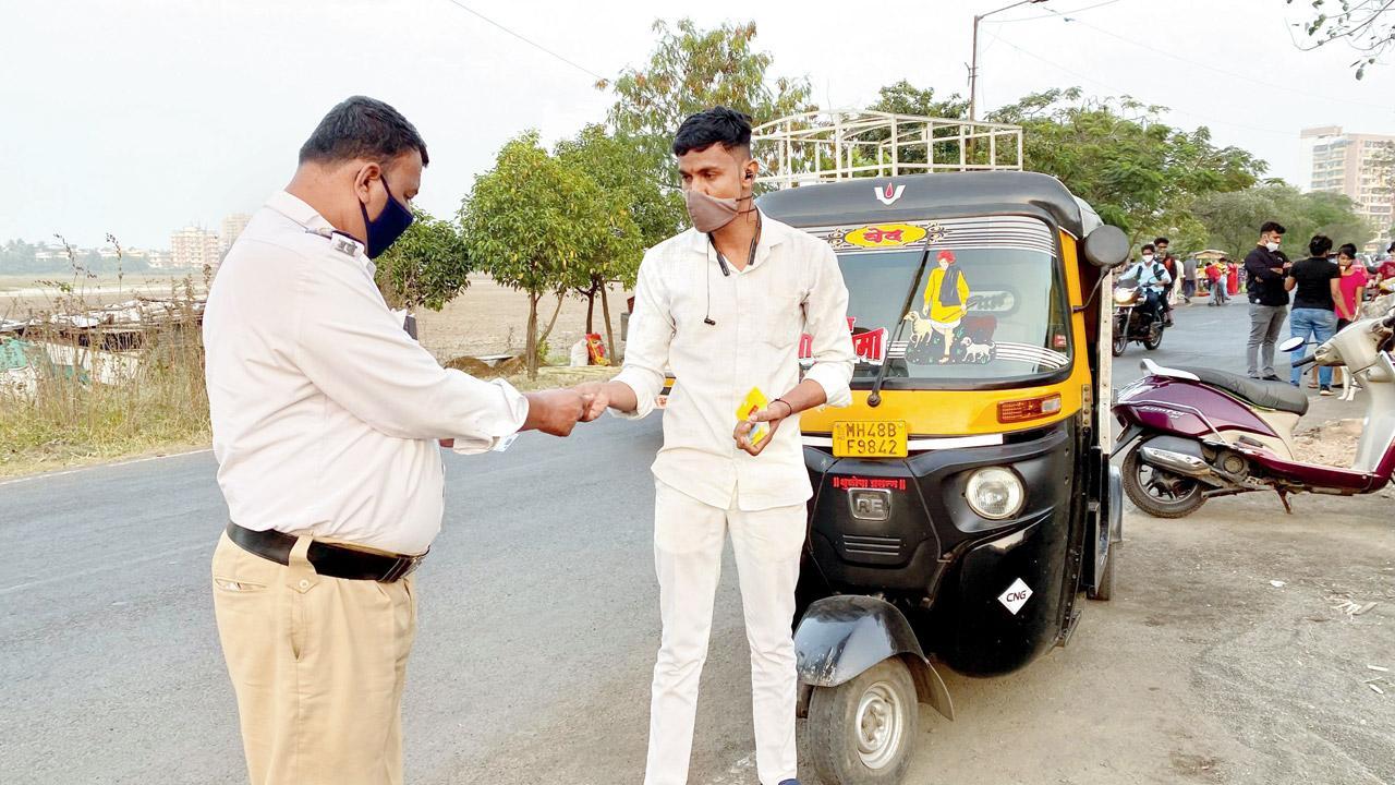 Cops slap fine, autos fall in line in Mira Road-Virar