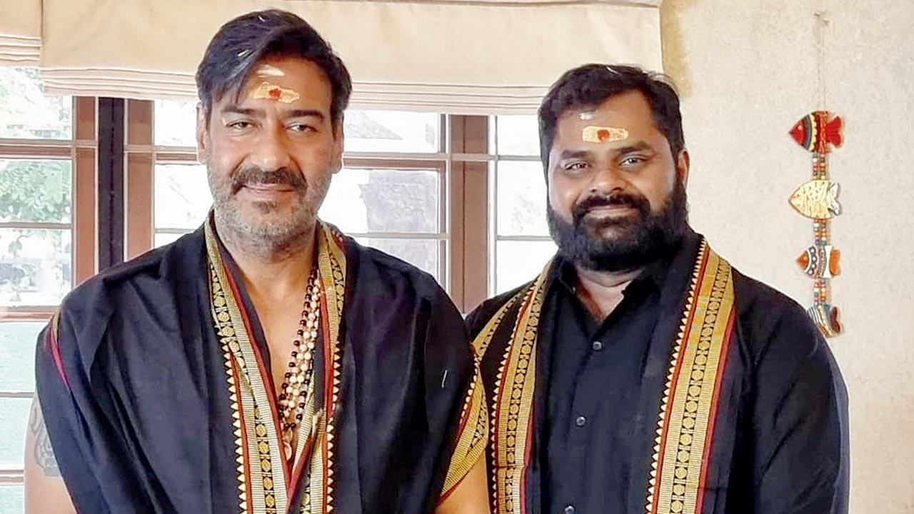 Ajay Devgn on the spiritual path
Ajay Devgn visited the Sabarimala temple in Kerala with Bollywood’s go-to astrologer Balu Munnangi. The star is amazed by Munnangi’s way with numbers and predictions for film projects. The Hyderabad-based palmist has a long list of star clients, including Karan Johar, Kajol, Sanjay Dutt and several South film folk. Here's the entire update.