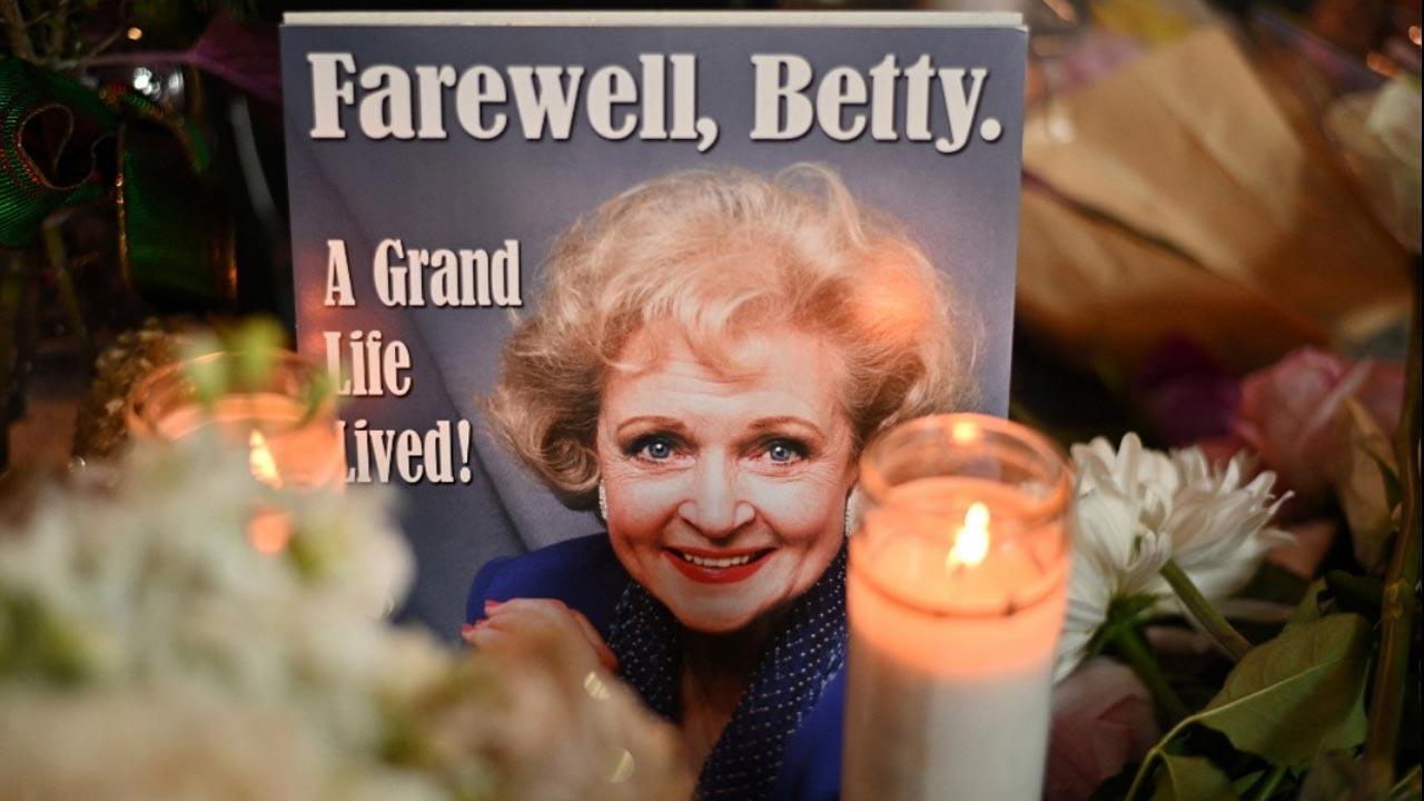 Betty White to have private funeral, confirms her publicist 