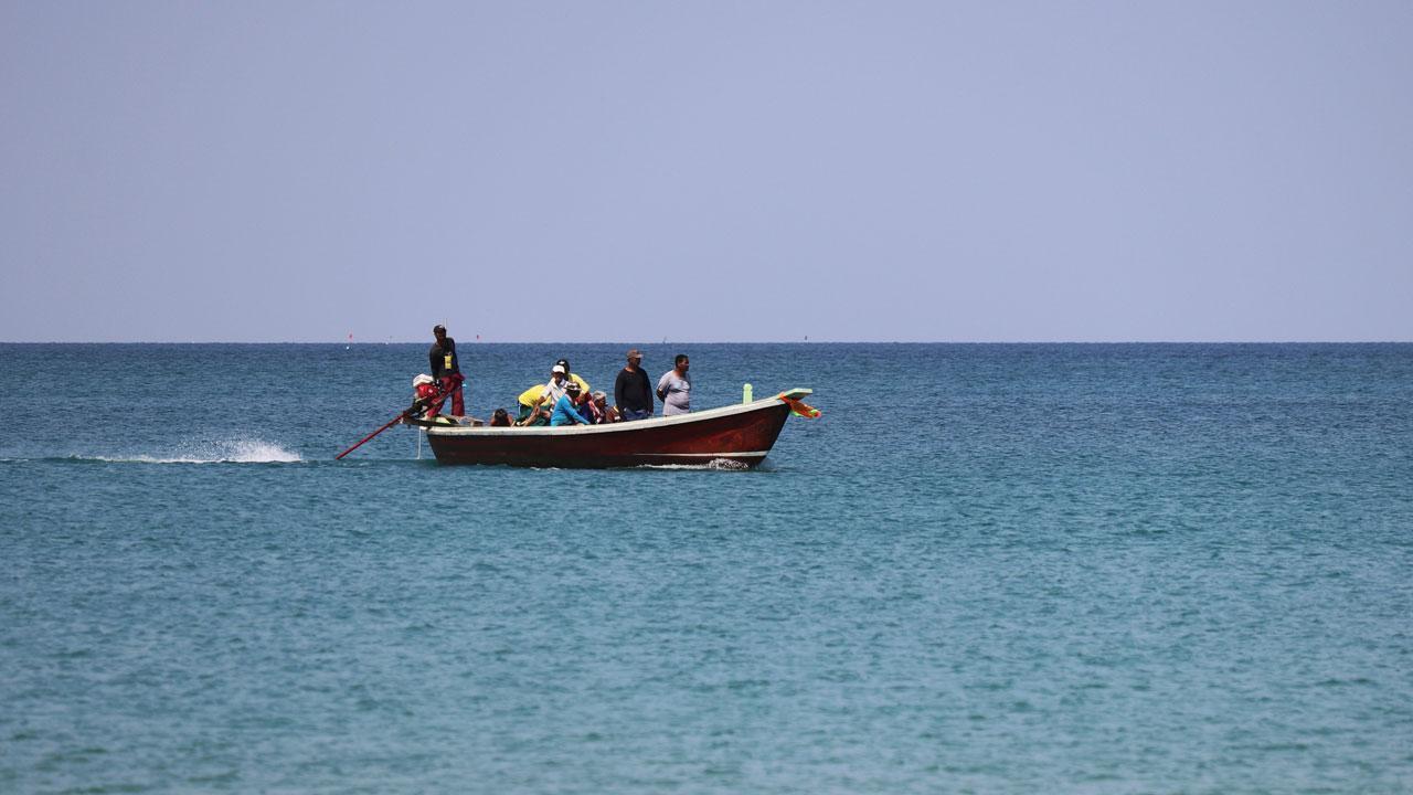 Pakistani boat with 10 crew members apprehended off Gujarat coast