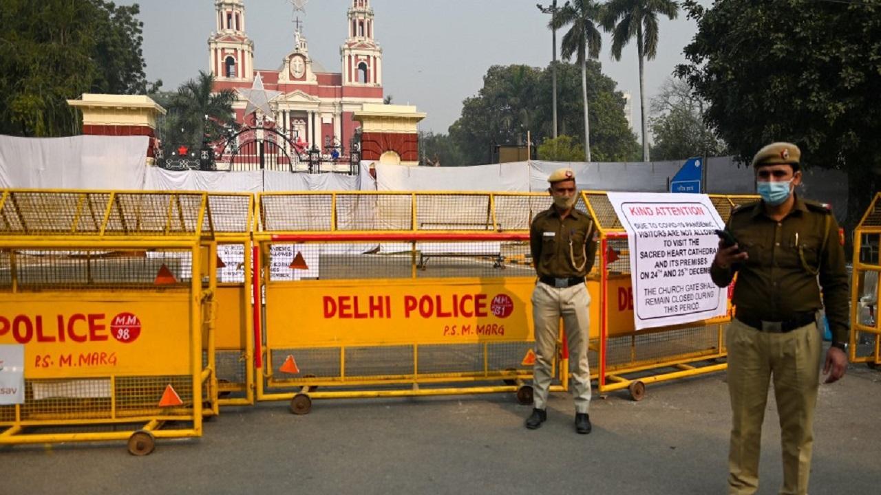 Over 300 Delhi Police personnel infected with Covid