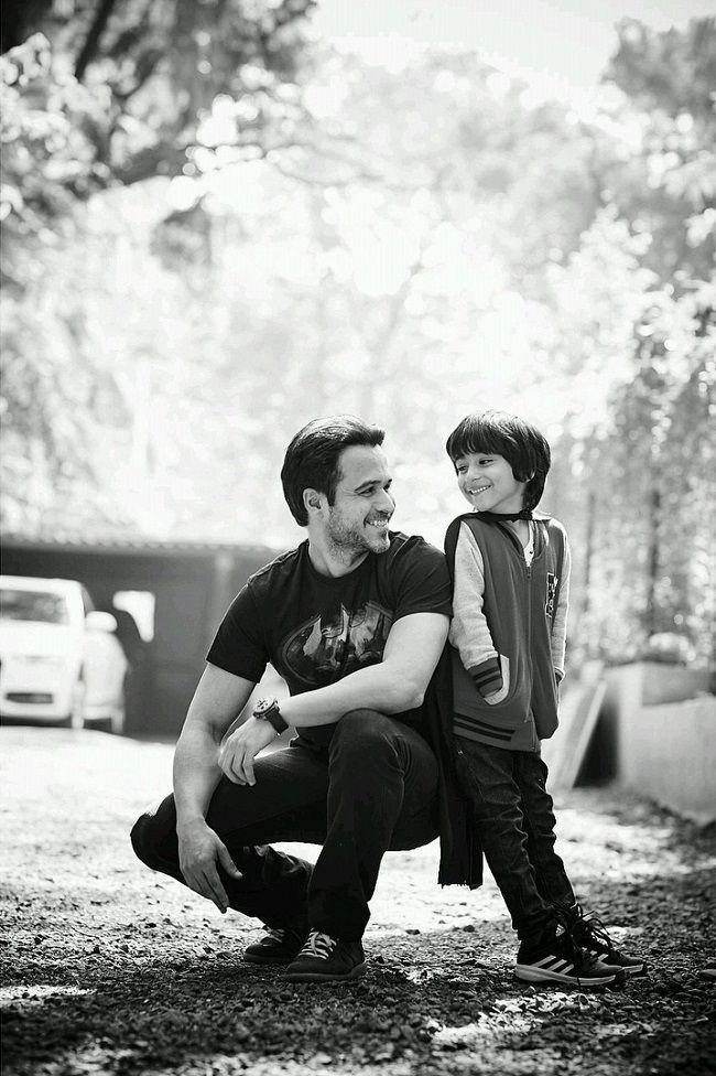 Emraan Hashmi is quite close to his son Ayaan. It is inspiring to know that the little boy defeated a debilitating disease like cancer at a young age and emerged triumphant. He was diagnosed with first stage cancer at the age of four in early 2014.