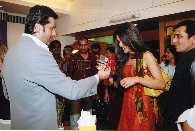 TRIVIA: Fardeen Khan was first signed for Abbas-Mustan's Race. He was the first choice to play the role of Saif Ali Khan's brother, which was later played by Akshaye Khanna.
Pictured: Fardeen Khan with Koena Mitra at an event.