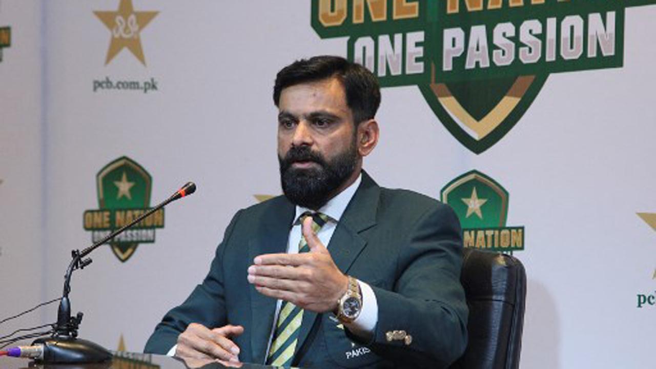 Pakistan all-rounder Mohammad Hafeez retires from international cricket
