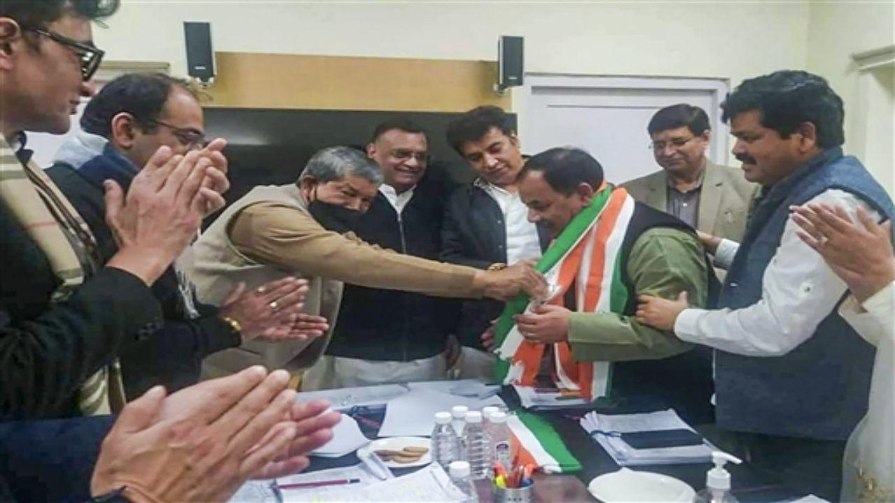 Expelled Uttarakhand BJP Minister Harak Singh Rawat joins Congress