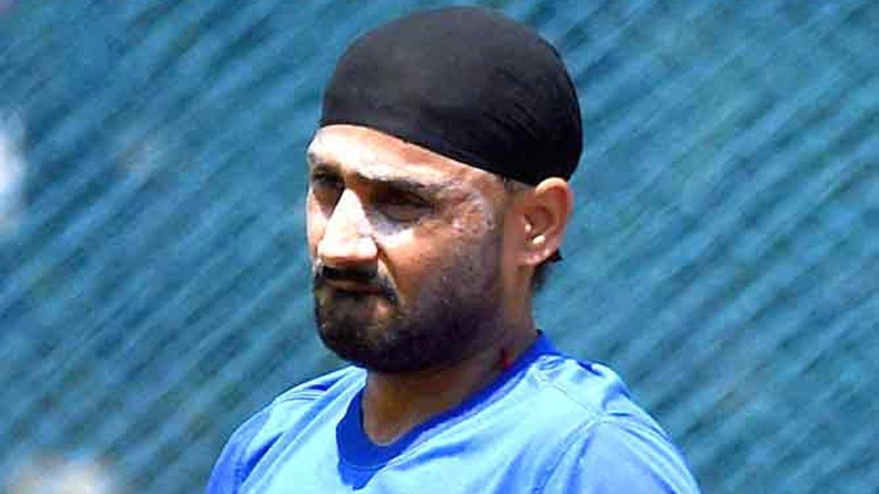 Harbhajan Singh: I am not sure about politics, would love to be connected with game