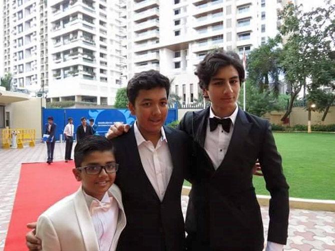 Doesn't Ibrahim Ali Khan look dapper in a suit?