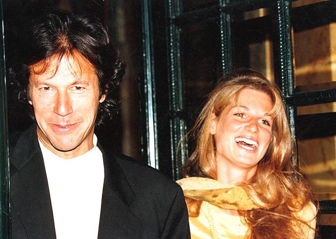 Imran Khan and Jemima Goldsmith: The latter was 21 years younger to the ex-cricketer. Yet, they decided to tie the knot in 1995. After nine years and two children, Imran announced in 2004 that they had divorced. The news of the split came in the midst of media reports that Jemima was dating famous British actor Hugh Grant in London.