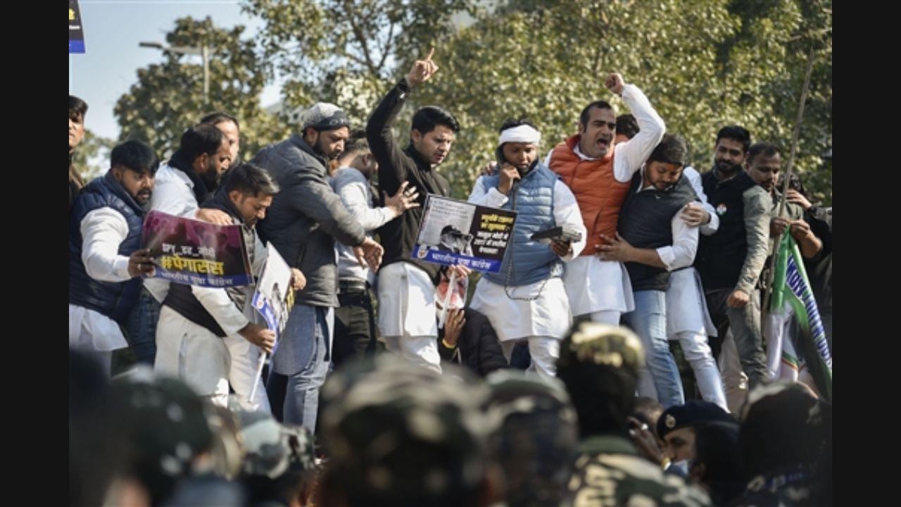 Pegasus: Congress accuses govt of hijacking democracy, deceiving Parliament; to raise issue in Budget Session