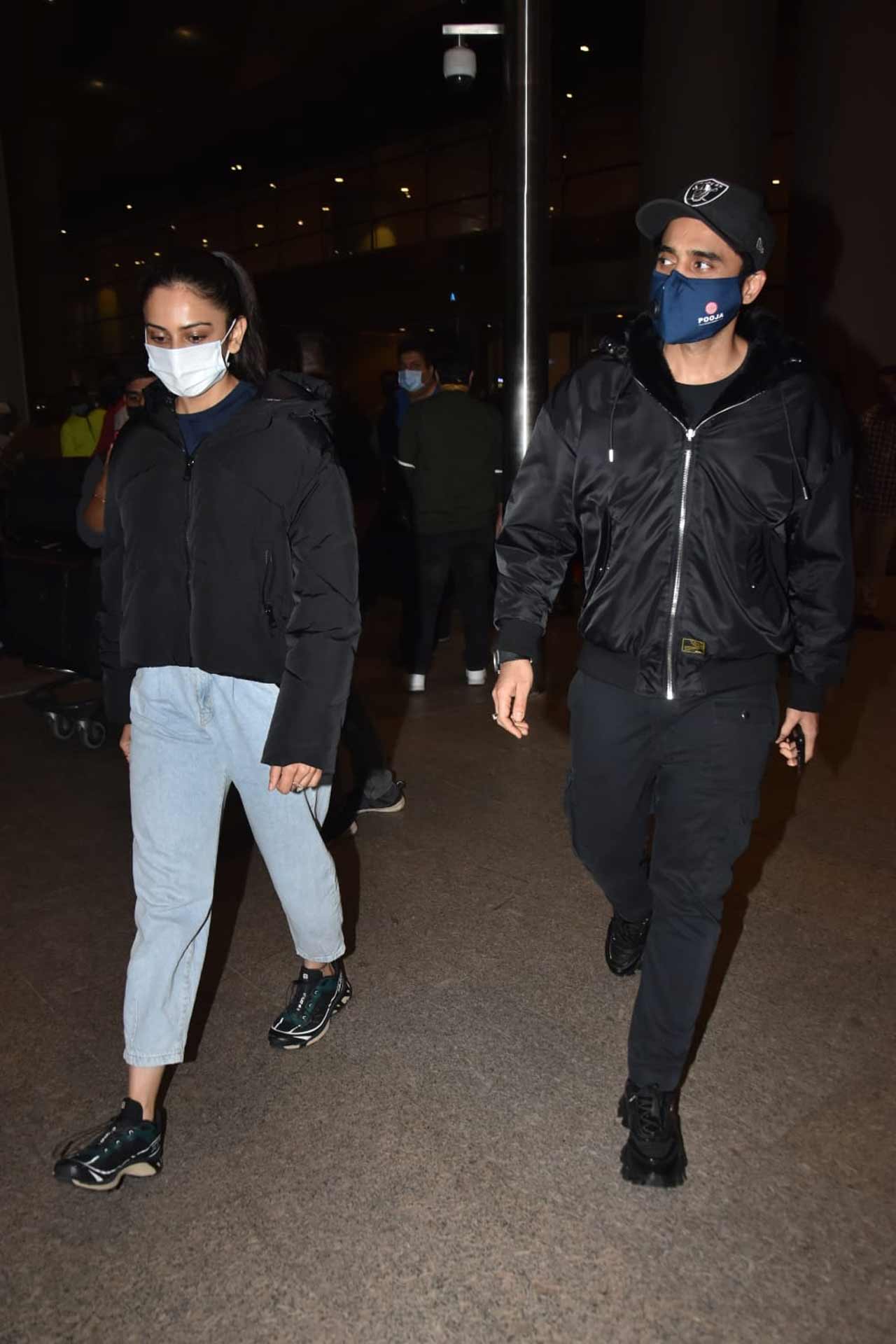 The post had Rakul and Jackky walking hand-in-hand from one of their vacations together. The post read, 