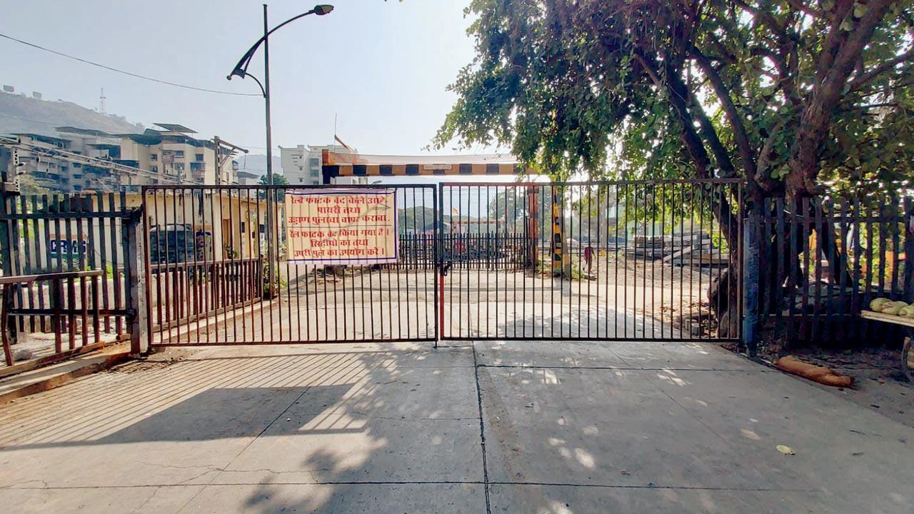 Kalwa level crossing shut, making way for faster Central Railway locals