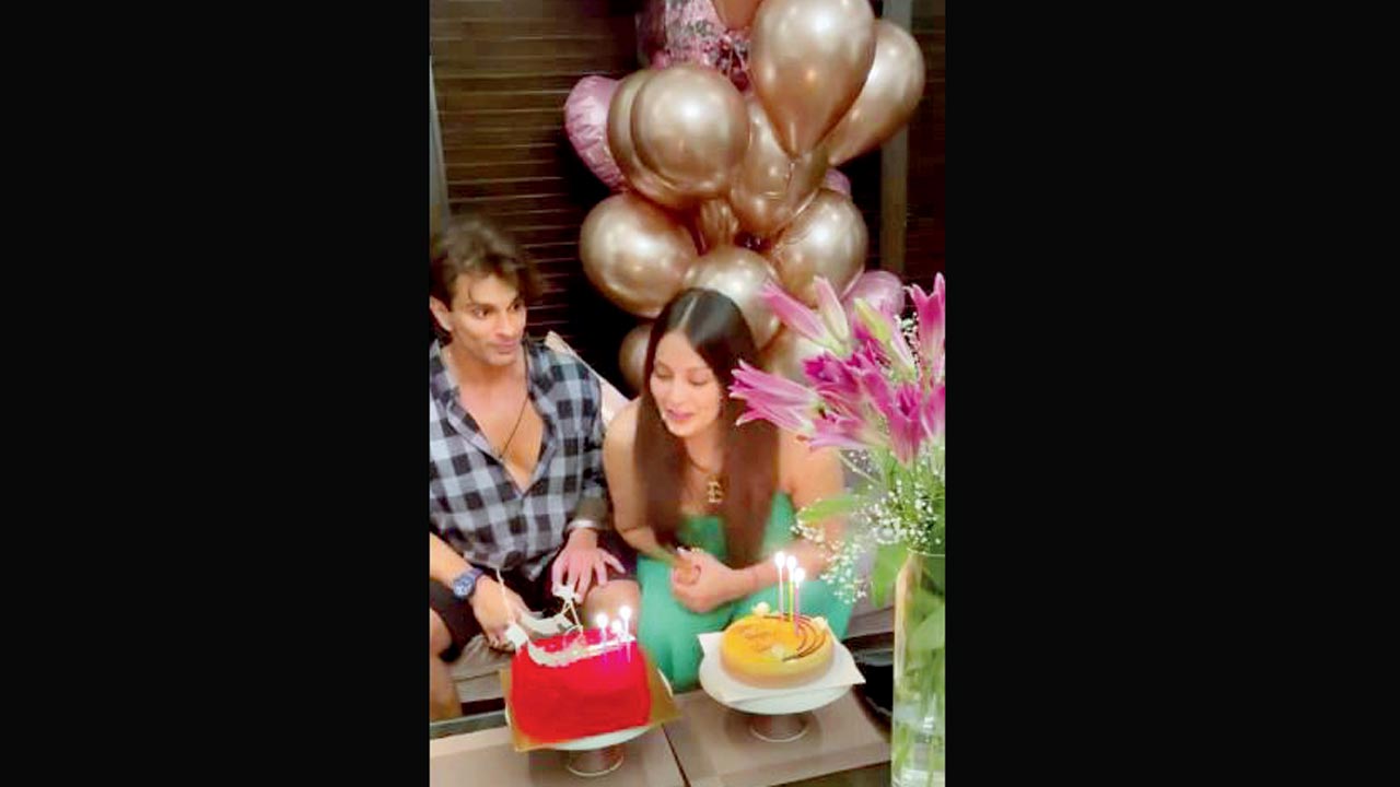 Karan Singh Grover with wife Bipasha Basu