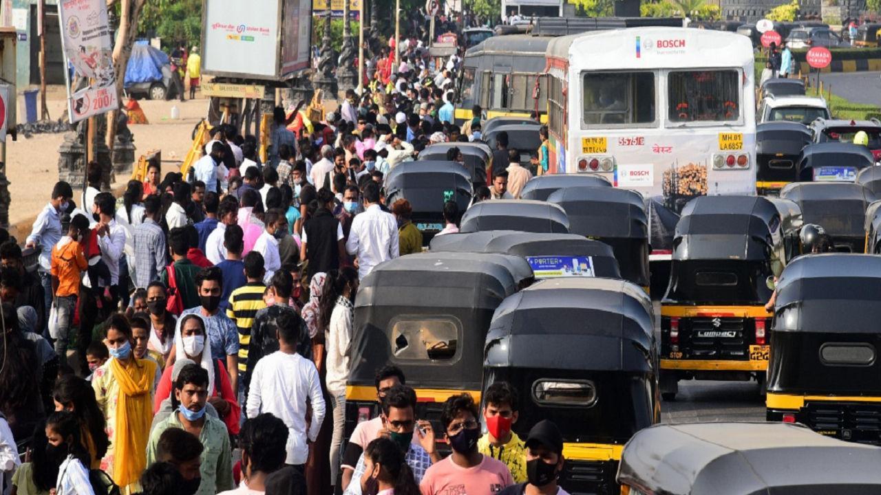 Covid-19: Mumbai reports 960 cases, 11 deaths