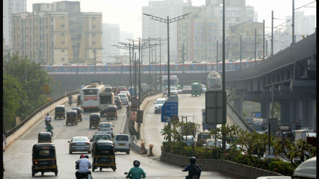 Mumbai's air quality improves with AQI 143: Report