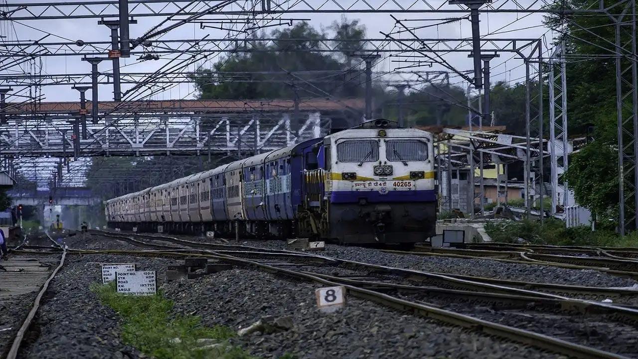 Students unions call Bihar Bandh on Jan 28 over discrepancies in Railway Recruitment Board's exam