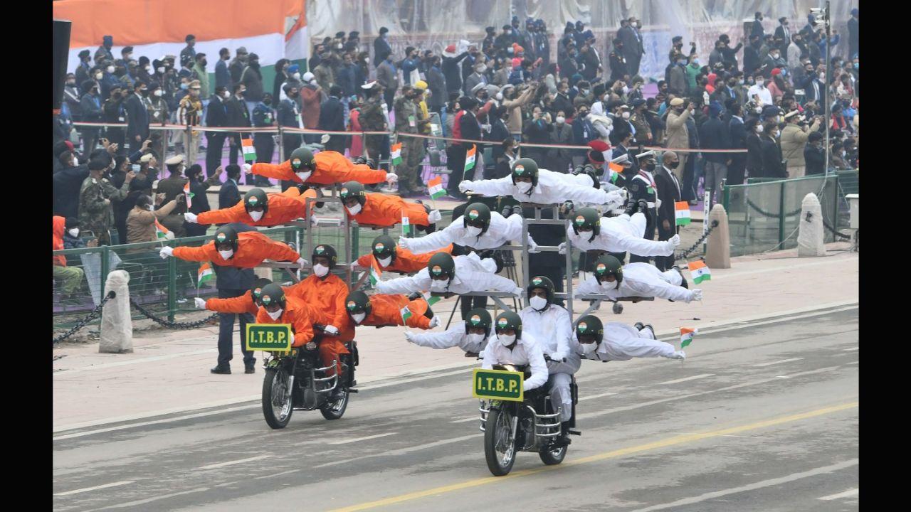 The police also informed the closing of C'-Hexagon-India Gate from 9.15 AM on January 23 till the entire parade and Tableaux enter the National Stadium