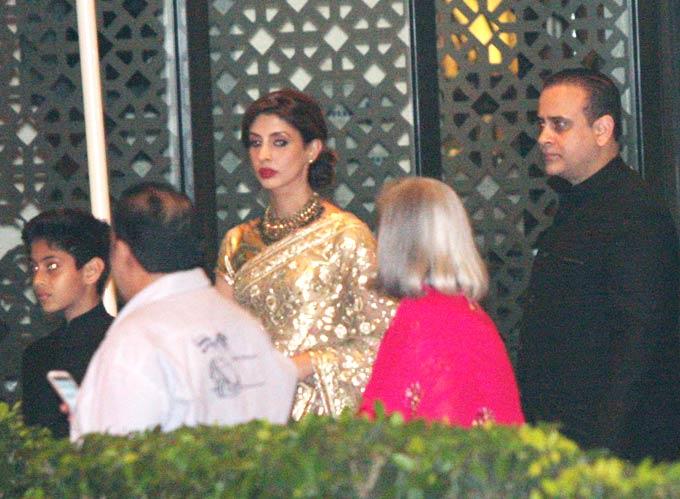 Nikhil Nanda: The MD of Escorts Limited, Nanda (extreme right) is married to Shweta Bachchan, the elder sister of Abhishek Bachchan. Interestingly, Nikhil Nanda is the son of Raj Kapoor's daughter Ritu Nanda.