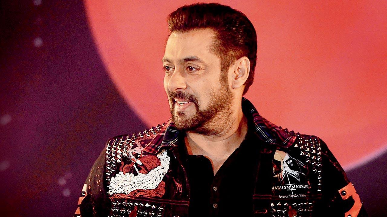 Salman Khan to feature in Guru Randhawa's new song 'Main Chala'