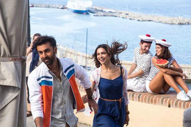 Tamasha (2015): Travel plays an important part in almost all Imtiaz Ali movies. He made 'Tamasha' (2015) with Ranbir Kapoor and Deepika Padukone. In the film, Ranbir and Deepika meet each other during a tour in Corsica.