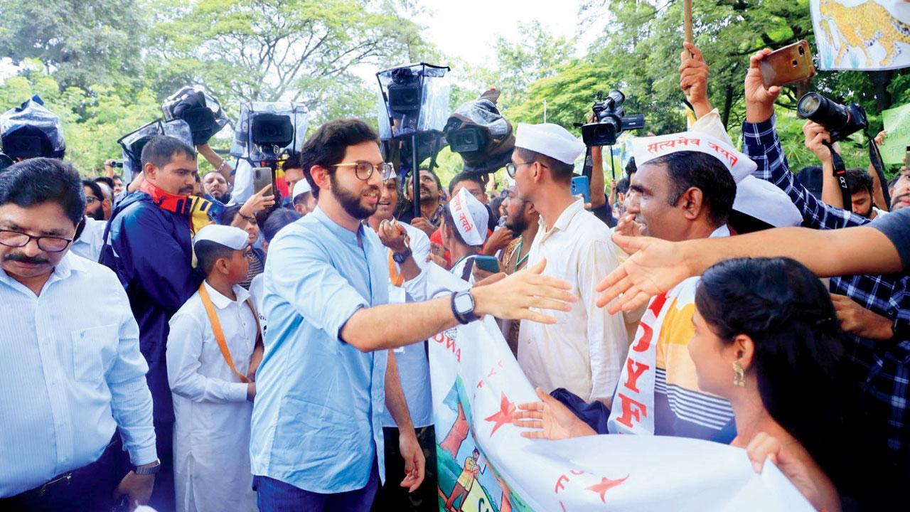 Mumbai: NCPCR accuses Aaditya Thackeray of child labour, faces flak