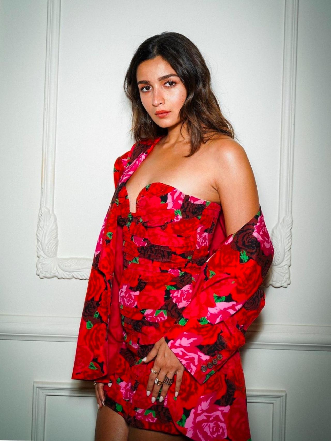 Seems like Alia Bhatt too has a knack for business. She has recently announced her investment in 'Phool.co', an IIT Kanpur-based company. It is focused on the circular economy which converts floral waste into charcoal-free luxury incense products and other wellness products. She has also started her Production house named 'Eternal Sunshine Productions' and her first film under the banner, Darlings, will be released on Netflix in August, 2022. She also founded the sustainable clothing brand Eda-a-mamma