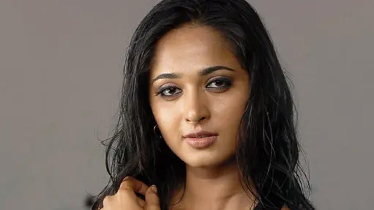 Telugu Movies Heroine Anushka Shetty Fucking Videos - Anushka Shetty celebrates 17 years in film industry; tweets gratitude