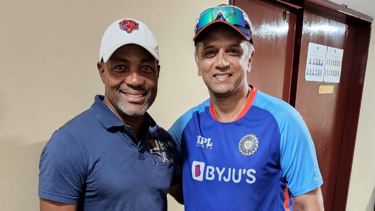 Watch: Brian Lara meets Rahul Dravid and Team India after first ODI