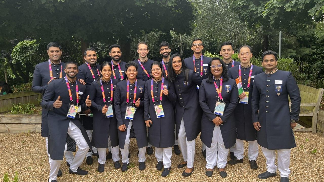 PV Sindhu poses for a photo with India's badminton contingent. Picture Courtesy/ Twitter account of SAI