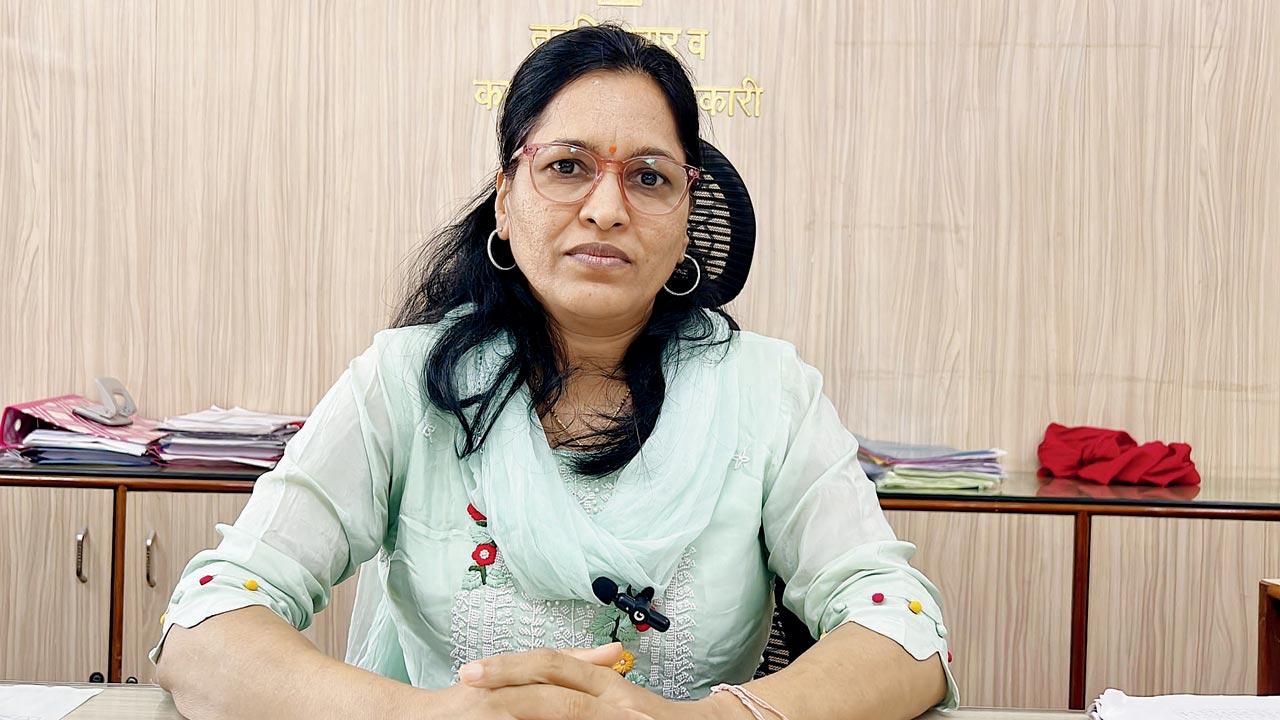 Ujjwala Bhagat, Vasai tehsildar