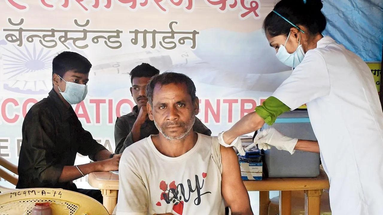 India's cumulative Covid-19 vaccination nears 200 crore: Union health ministry