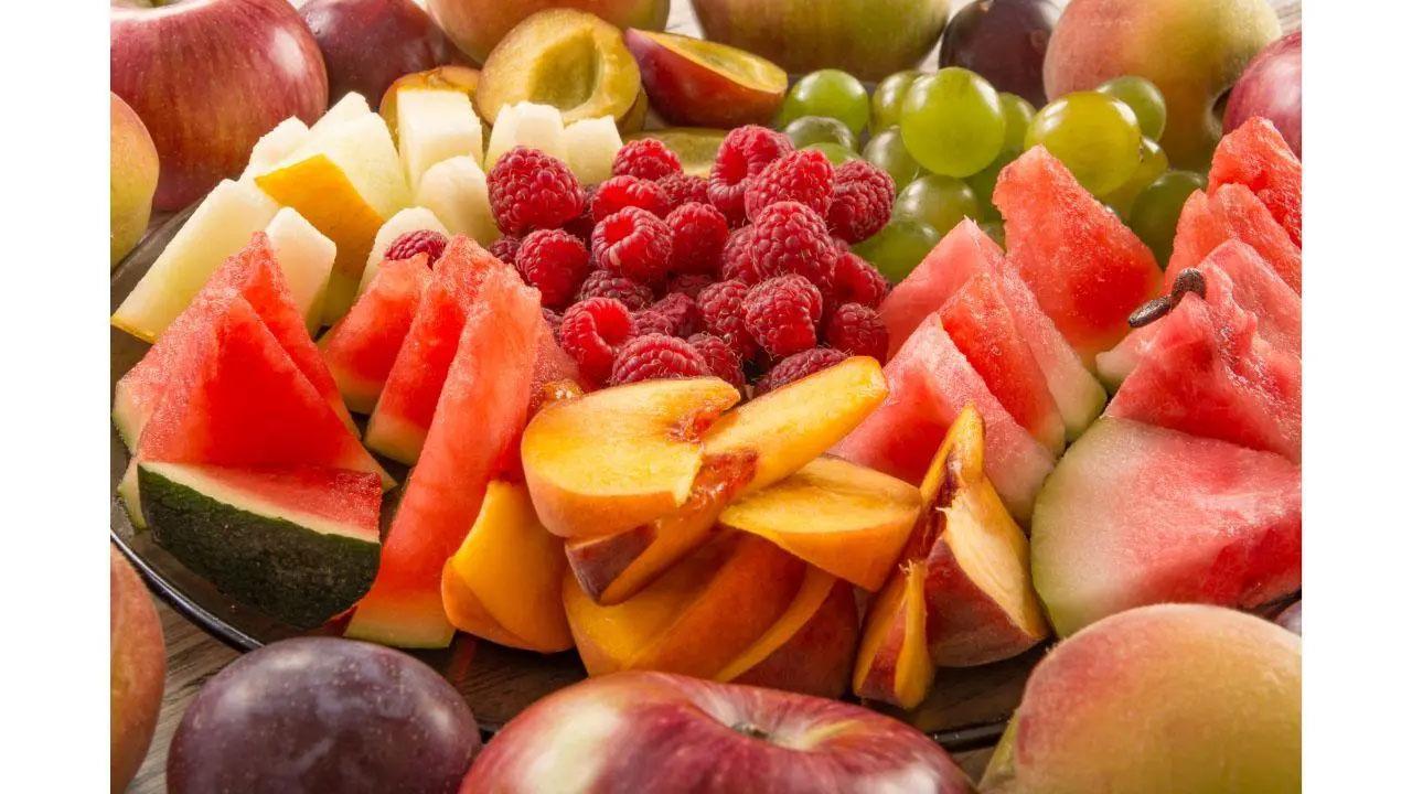 Does eating fruits more often keep depression at bay?