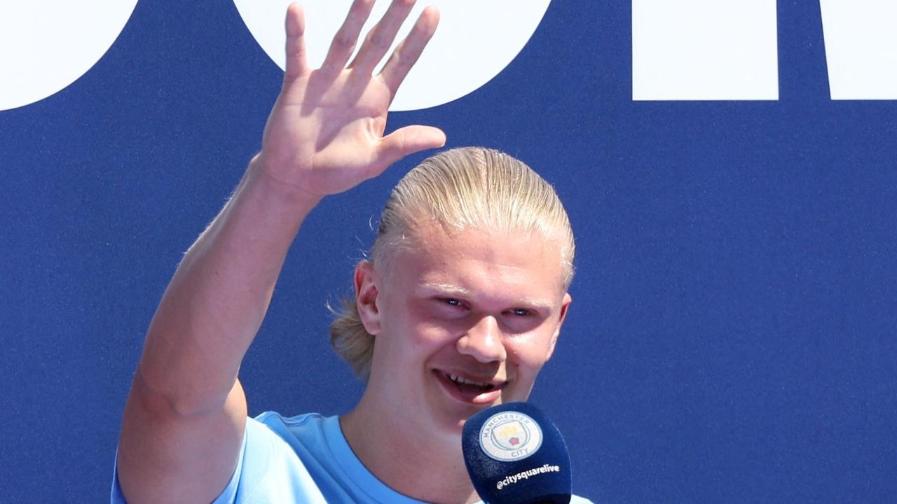 Erling Haaland gets royal welcome from Manchester City fans; promises goals and fun
