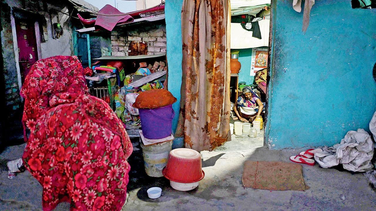 Slum dwellers hounded by poverty, penury: Delhi HC