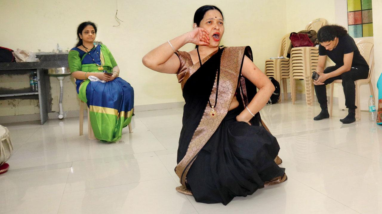 Love & Lavani is a play with lavani performances weaved into a performative storytelling style. It is the love story of dancer Shabanabai Ashturkar. PICS/M FAHIM