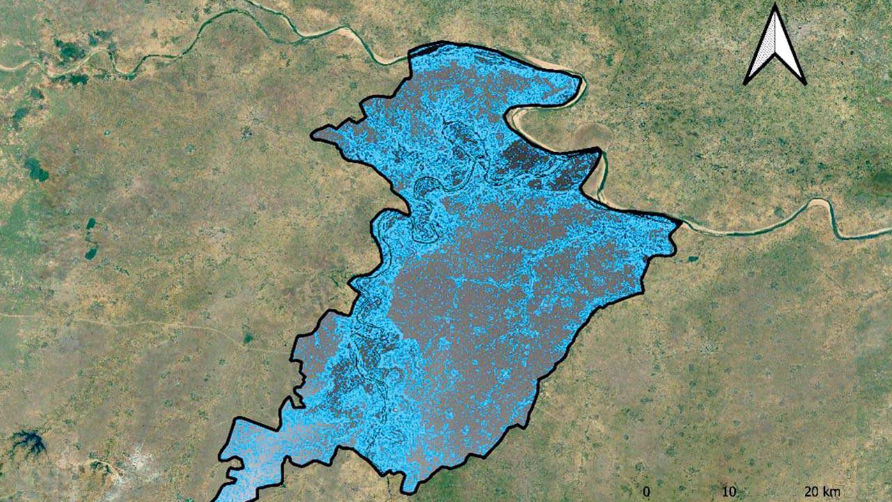 Farmers send their Google location via WhatsApp. Based on this data, the team investigates whether or not the farm has groundwater source