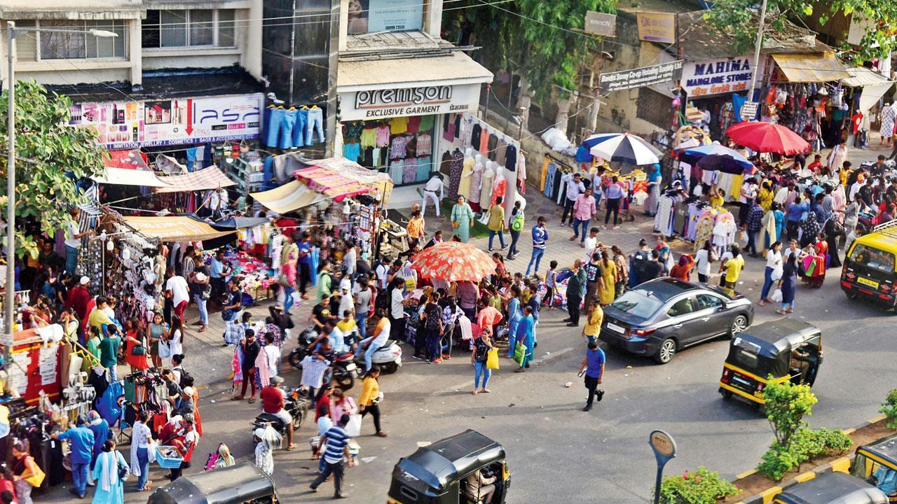 How Mumbai can give walkers their space back