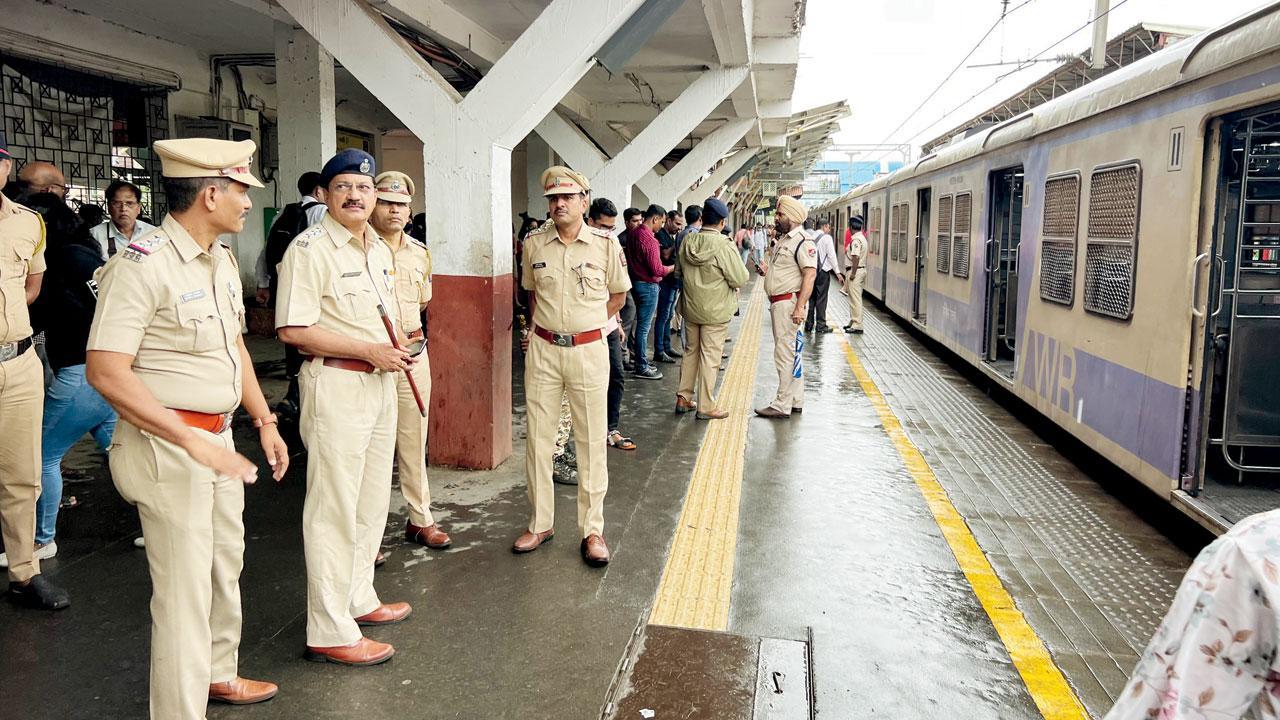 Mumbai: Derailment mock drill causes chaos on Western Railway