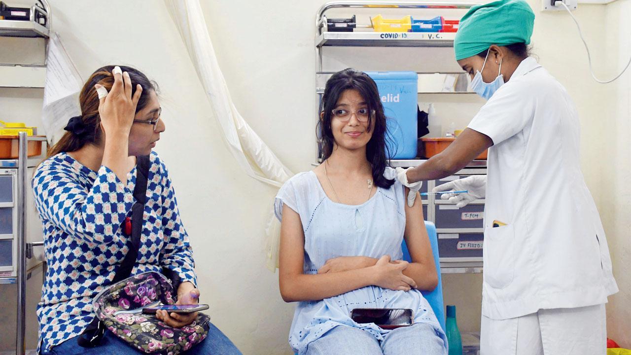 Mumbai records 530 new Covid-19 cases, TPR is still at 5 per cent