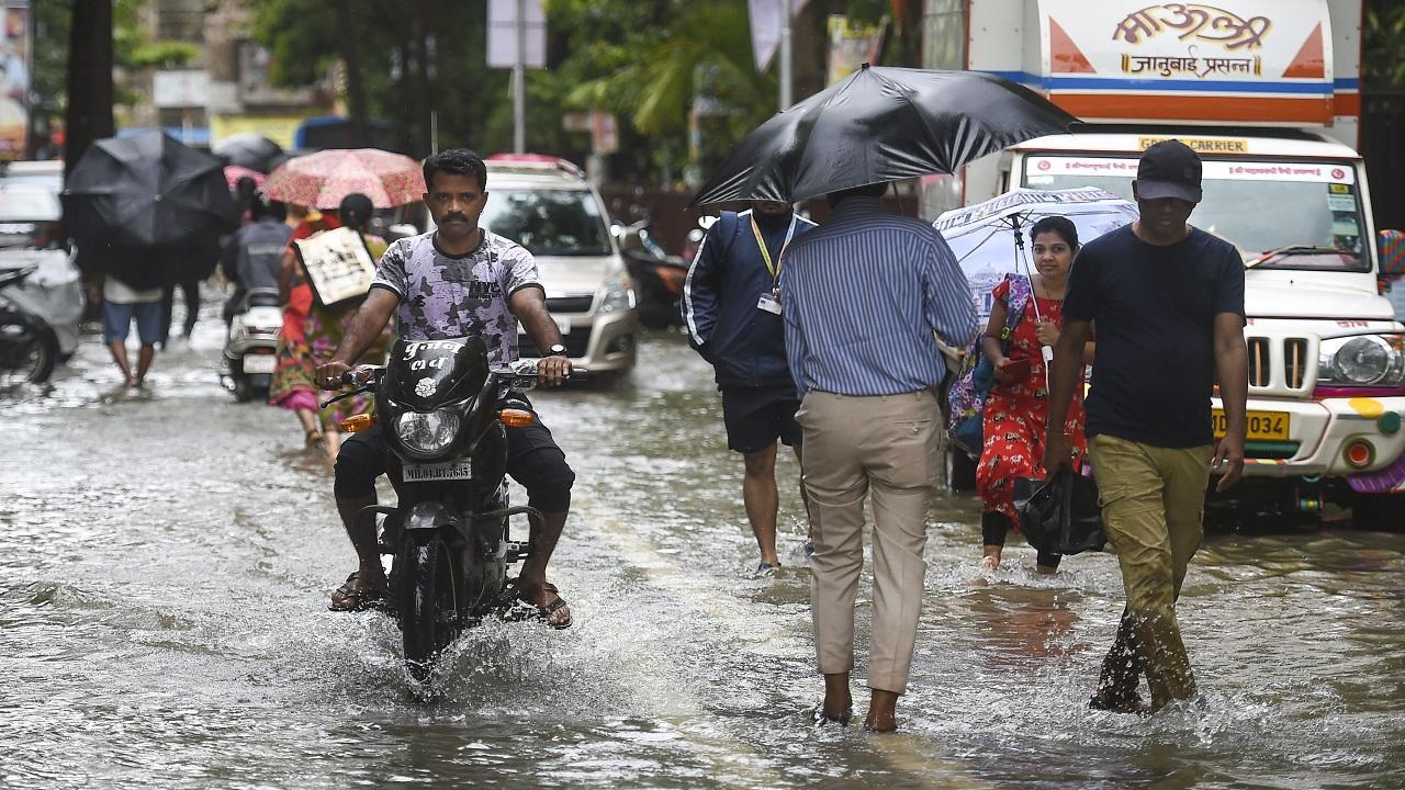 Mumbai weather update: Heavy rains lash city, IMD issues orange alert