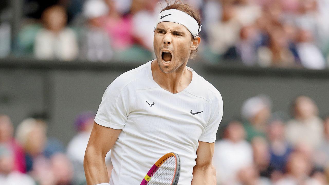 Wimbledon: Rafael Nadal sorry for summoning Sonego to the net