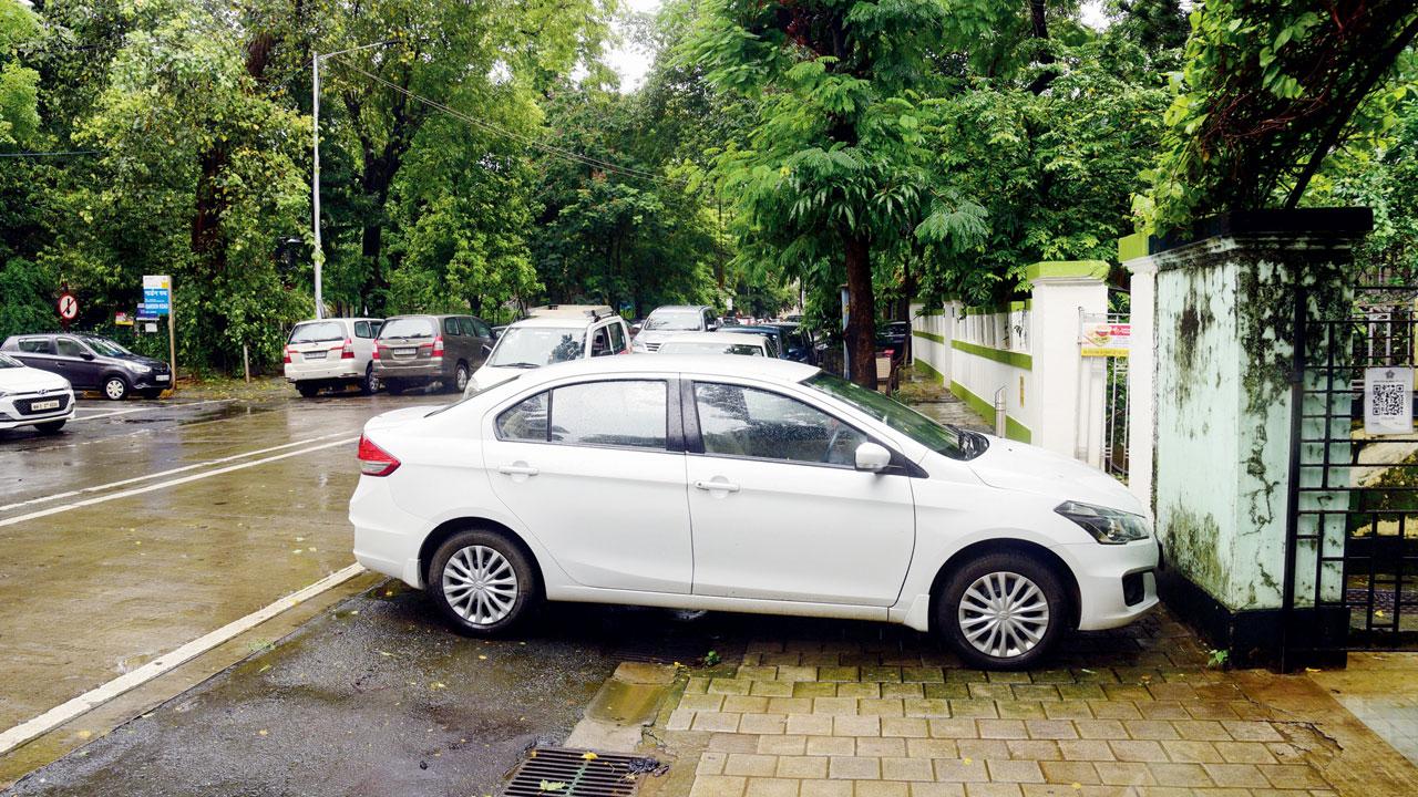 Shri Boman Kawasji Boman Behram Marg, Colaba. Pic/Pradeep Dhivar