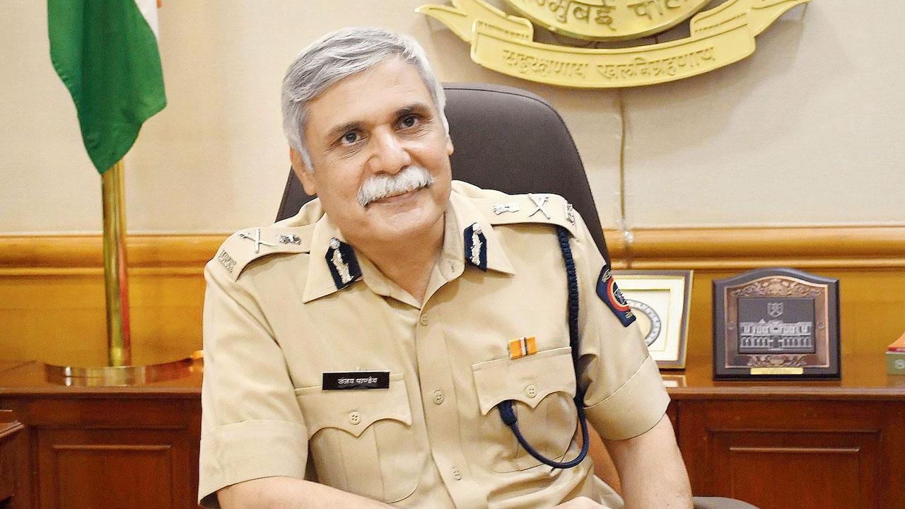 MP Navneet Rana writes to Amit Shah seeking action against ex-Mumbai CP Sanjay Pandey