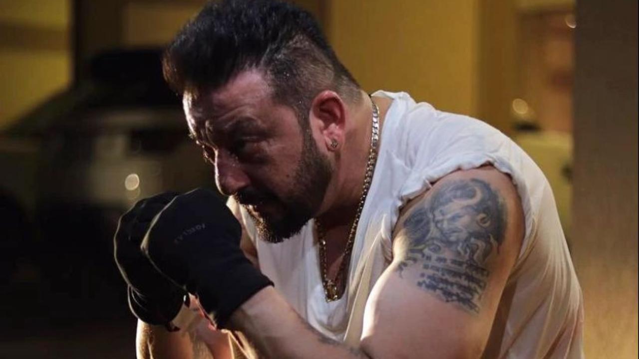 Ahead of the release of Shamshera, Sanjay Dutt gives deadly vibes with his gym look